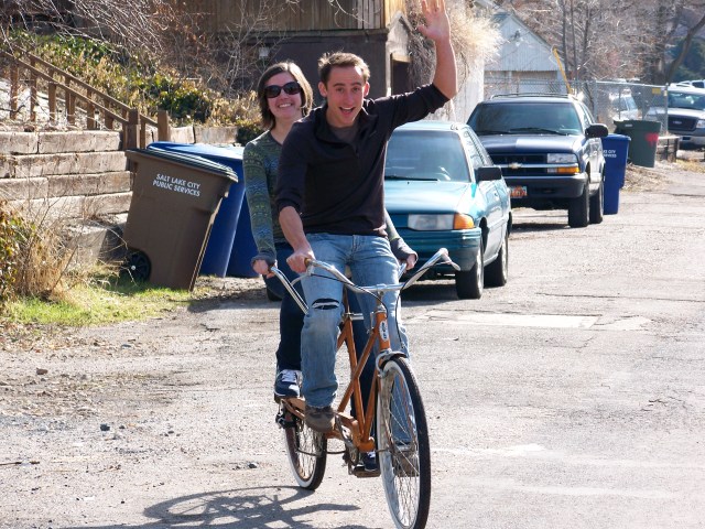Tandem bike riding
